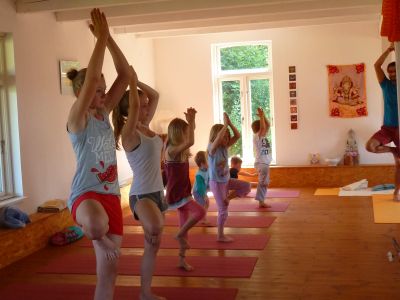 Yoga fr Kinder an der Nordsee Watt Familienurlaub